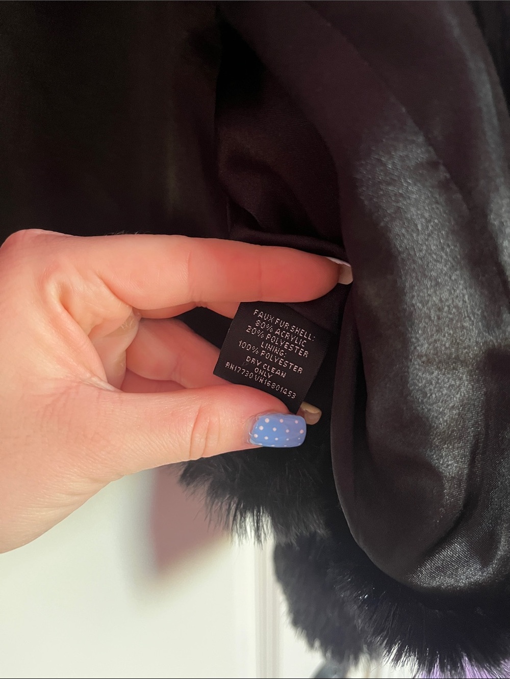 Mossimo Black Faux Fur Cropped Jacket Size XL - Picture 5 of 5